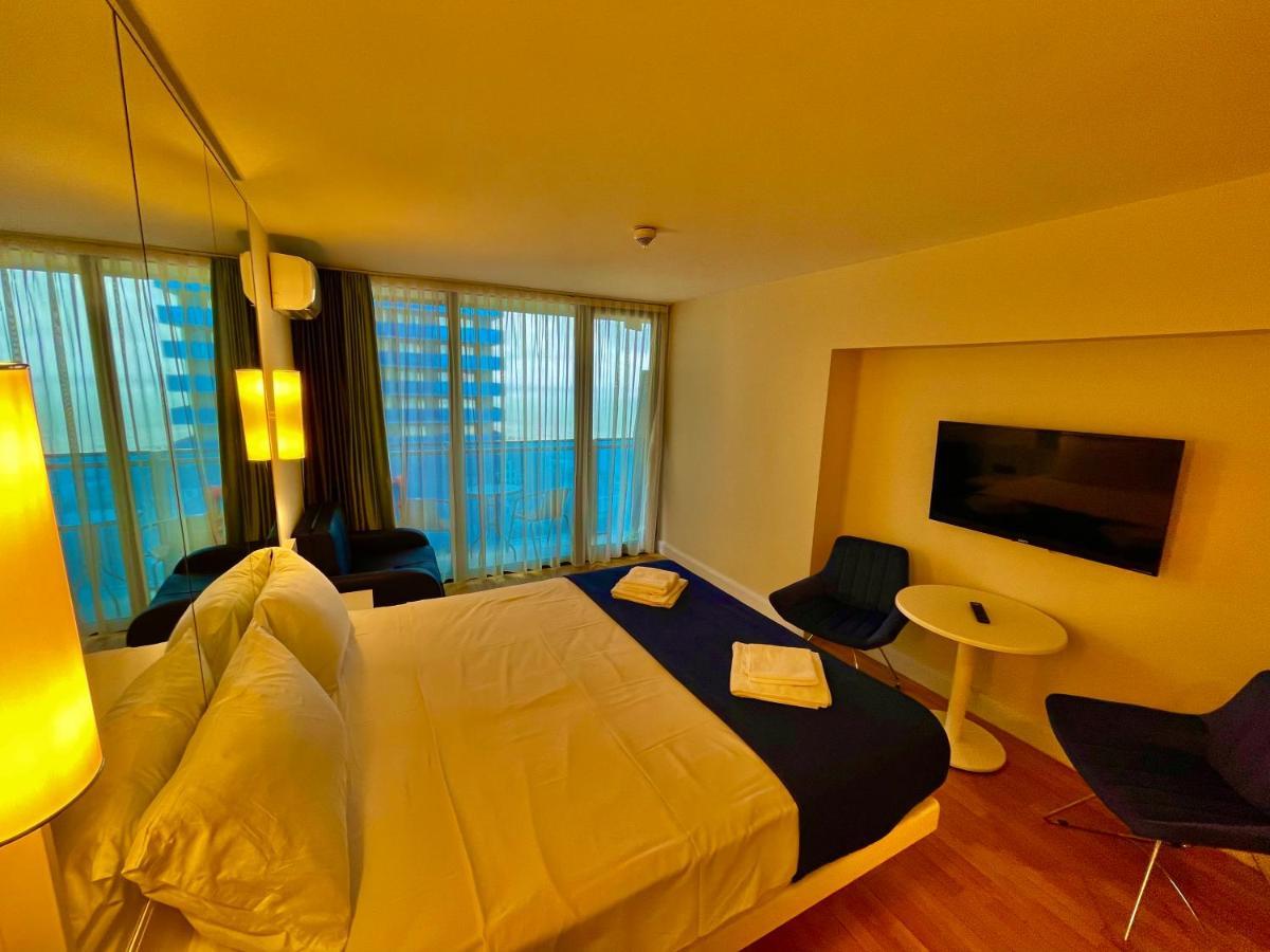 Marvella Orbi City Sea View Batumi Exteriör bild