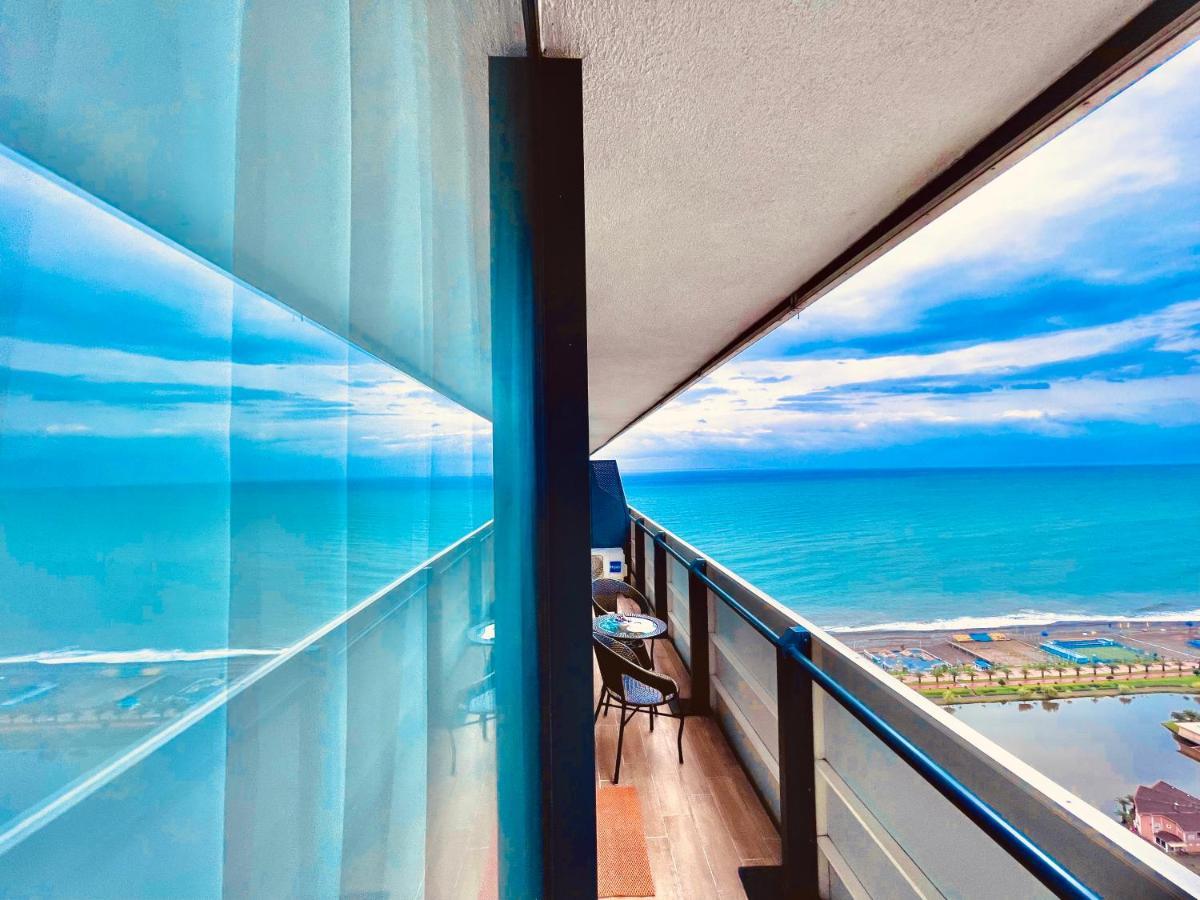 Marvella Orbi City Sea View Batumi Exteriör bild