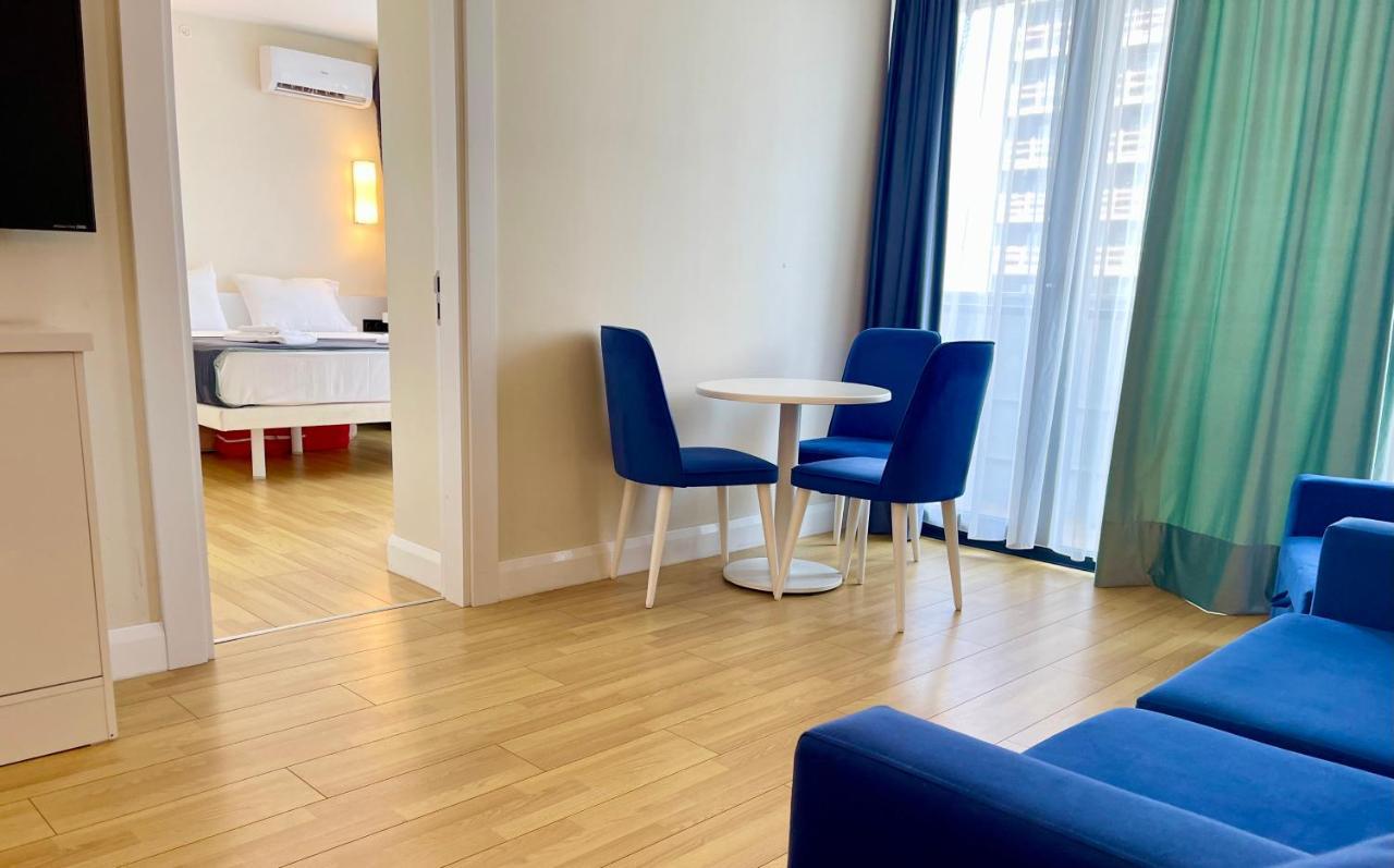 Marvella Orbi City Sea View Batumi Exteriör bild
