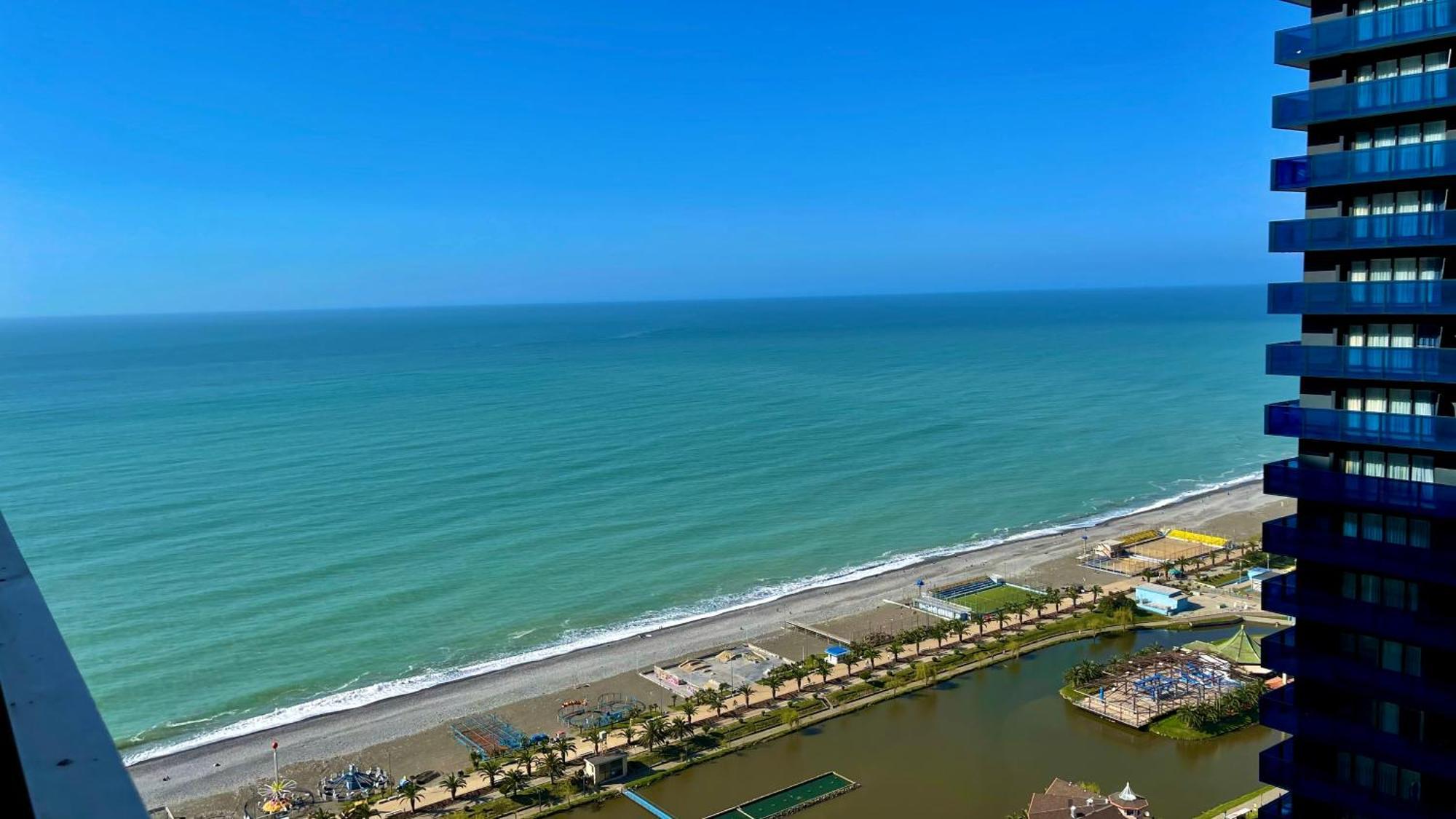 Marvella Orbi City Sea View Batumi Exteriör bild